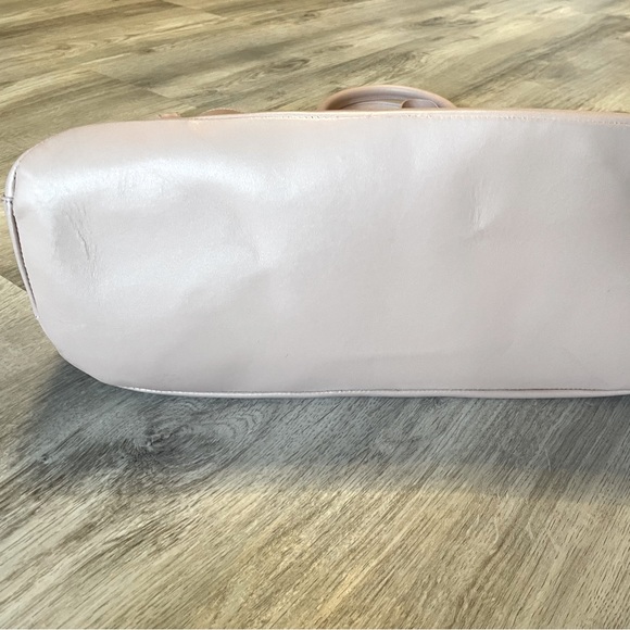 Laurel Purse - Large Tote Bag - Blush Pink and Purple Interior - Picture 11 of 15